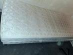 Eenpersoonsbed met gebruikerssporen voor bijna gratis, Gebruikt, 90 cm, Eenpersoons, Wit