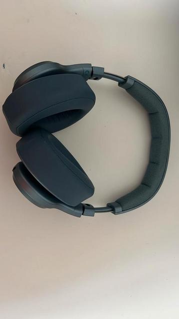 Fresh and rebel koptelefoon beschikbaar voor biedingen