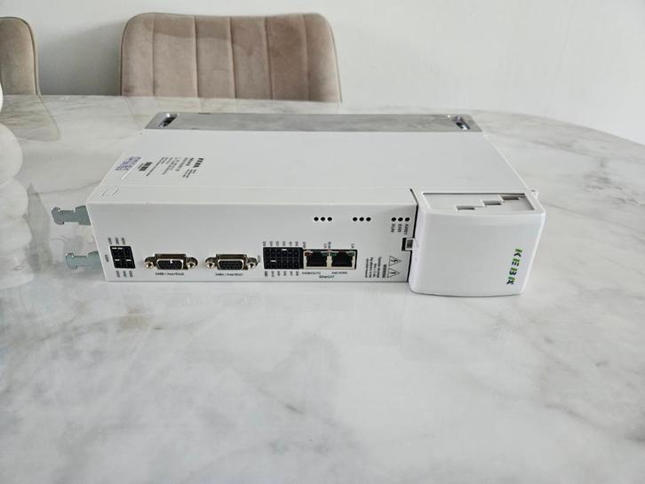 tk:KEBA KeDrive D3 D3-DA 310/A-0311-20SERVO DRIVE/AXIS CONTR, Hobby en Vrije tijd, Elektronica-componenten, Gebruikt, Ophalen of Verzenden