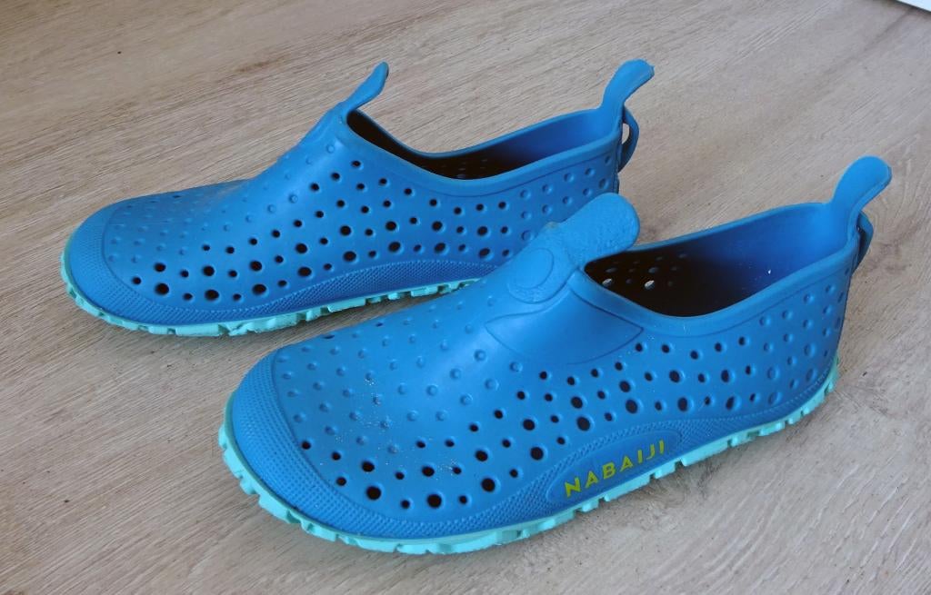Waterschoenen Decathlon - turquoise - maat 27 - 28, Kinderen en Baby's, Kinderkleding | Schoenen en Sokken, Ophalen, Jongen of Meisje
