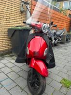 Momo scooter, Fietsen en Brommers, Snorfietsen en Snorscooters, Overige merken, Gebruikt, Ophalen of Verzenden, Benzine