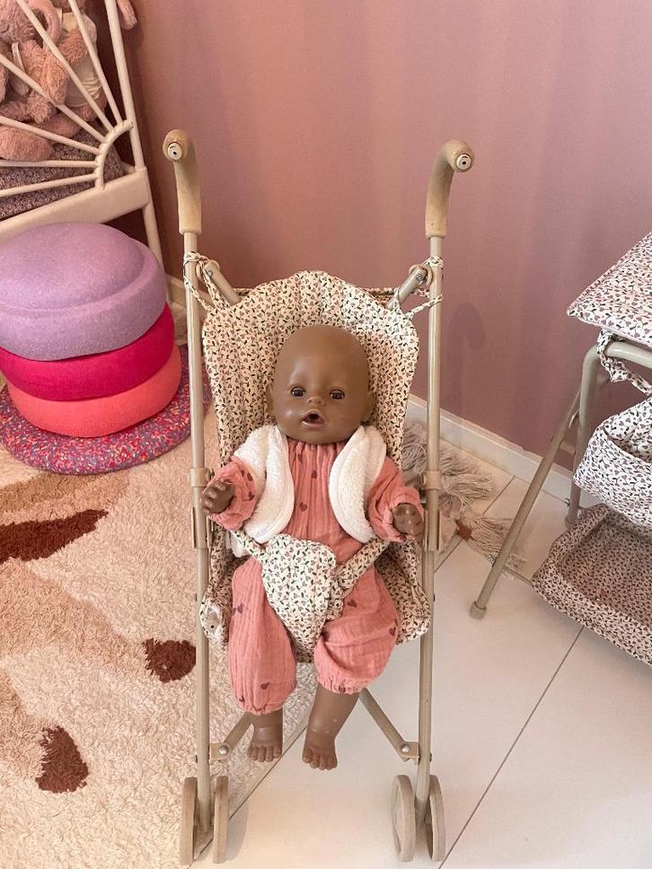 Konges Sløjd poppenbuggy – gebruikt, Kinderen en Baby's, Speelgoed | Poppen, Gebruikt, Babypop, Ophalen