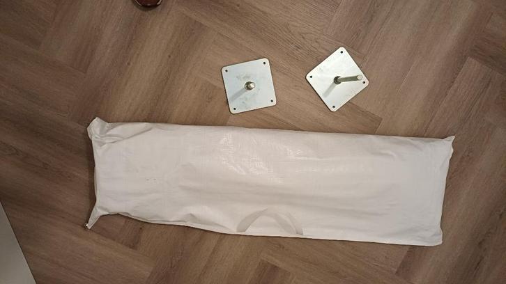 ESVO Gebogen windscherm, Caravans en Kamperen, Windschermen, Zo goed als nieuw, Ophalen