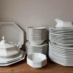 Compleet 12 Persoons Servies van Johnson Brothers Heritage, Huis en Inrichting, Keuken | Servies, Ophalen, Zo goed als nieuw, Overige stijlen