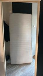 Gratis vering matras van ikea (90x200), Huis en Inrichting, Slaapkamer | Matrassen en Bedbodems, Ophalen of Verzenden, Zo goed als nieuw