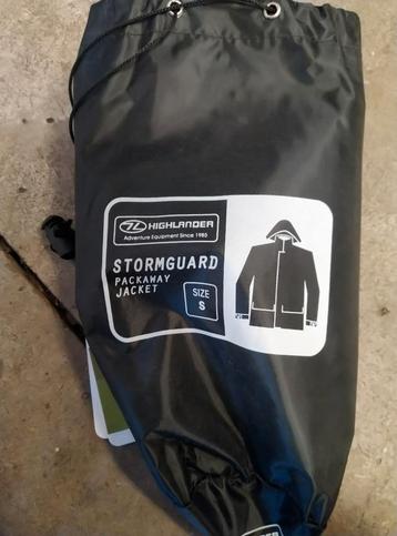 Regen jas Highlander stormguard pack away Zwart maat S/36    beschikbaar voor biedingen