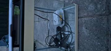 Aquarium incl lampjes en waterval en kleine glazen aquarium  beschikbaar voor biedingen
