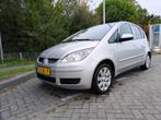 Mitsubishi Colt 1.3 Invite+ - APK mei '26 - goed onderhouden, Auto's, Mitsubishi, Zwart, Colt, Origineel Nederlands, Handgeschakeld