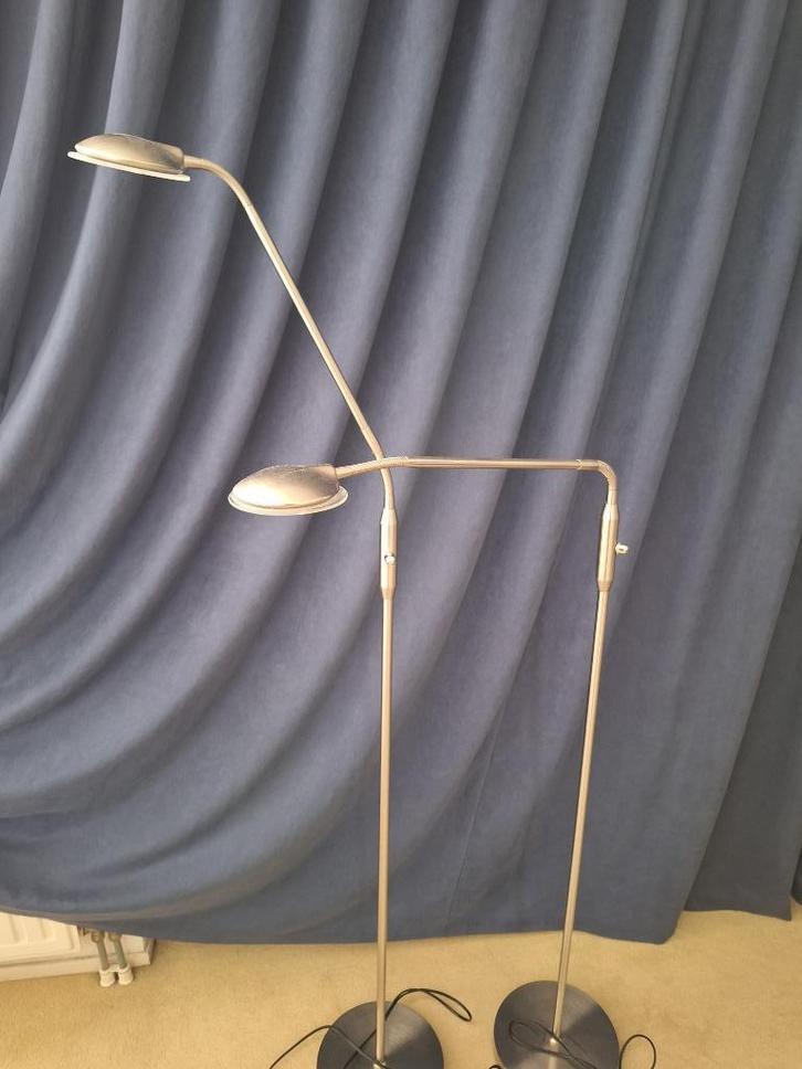 Staande leeslamp., Huis en Inrichting, Lampen | Vloerlampen, Zo goed als nieuw, 150 tot 200 cm, Metaal, Ophalen