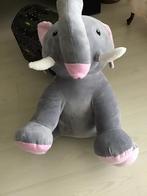 Intertoys Mega Knuffel Nieuw, Ophalen of Verzenden, Nieuw, Olifant