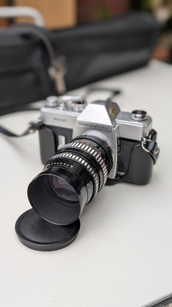 Mamiya-Sekor 1000 DTL met extra lens Pentacon 2,8/135, Audio, Tv en Foto, Fotocamera's Analoog, Gebruikt, Spiegelreflex, Overige Merken