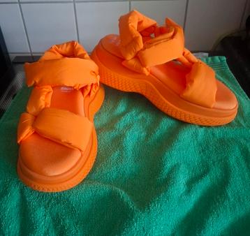 Nieuwe chunky sandalen van Bronx, Bru-Te, in doos beschikbaar voor biedingen