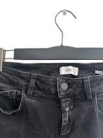 Closed spijkerbroek 28, Blauw, Ophalen of Verzenden, Zo goed als nieuw, W28 - W29 (confectie 36)