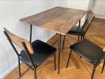 Dining Table with 4 matching Chairs