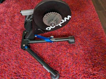 Complete Wahoo Kickr v5 Smart Trainer Set met Climb en Wind. beschikbaar voor biedingen