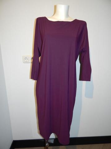 Ladress aubergine paarse stretch jurk travel Als Nieuw M beschikbaar voor biedingen