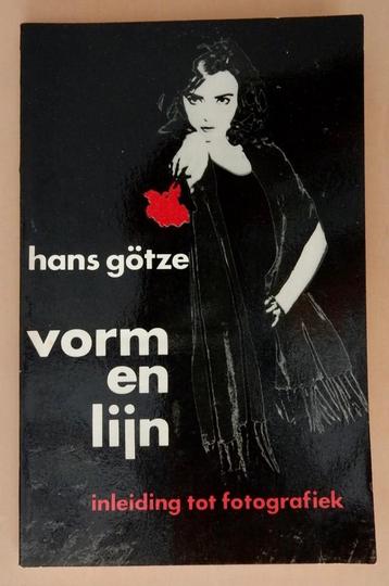 Vorm en Lijn - Inleiding tot fotografiek  (Hans Götze) beschikbaar voor biedingen