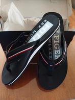Tommy Hilfiger slippers 44, Verzenden, Nieuw, Zwart, Slippers