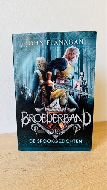 John Flanagan - De spookgezichten Deel 6 Broederband beschikbaar voor biedingen