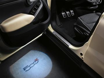 Origineel Fiat 500X projectorlicht voor onderin de deuren beschikbaar voor biedingen