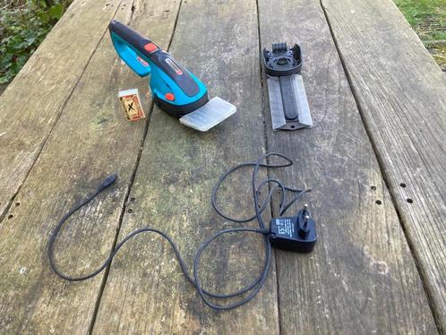 tweedelige buxusschaar kantjesschaar grasschaar heggenschaar, Tuin en Terras, Heggenscharen, Gebruikt, Accu, Ophalen of Verzenden