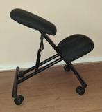 Realspace Ergonomische Kniestoel, Ophalen of Verzenden, Ergonomisch, Zo goed als nieuw, Zwart