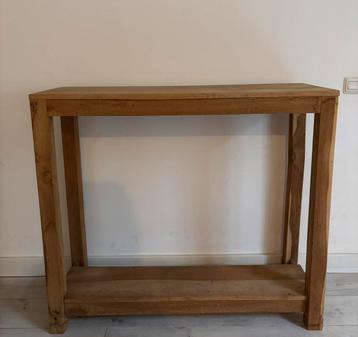Mooie, robuuste hoge side table: massief eikenhout beschikbaar voor biedingen