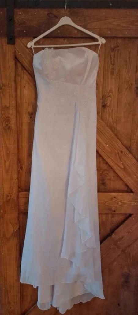 Mooie A-lijn trouwjurk bruidsjurk met corset sluiting 38, Kleding | Dames, Gelegenheidskleding, Zo goed als nieuw, Overige typen