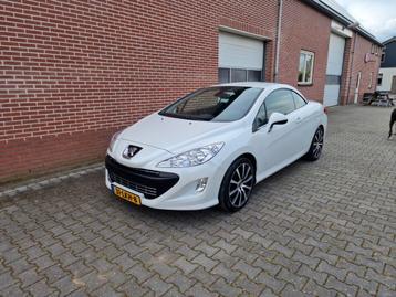 Peugeot 308 cc 1.6 Noir et Blanc.