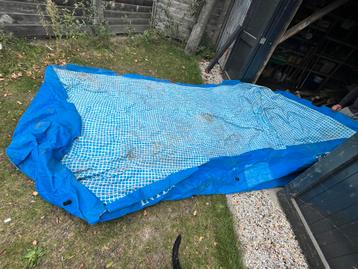 Opzetzwembad Intex met pomp en accessoires - Gebruikt beschikbaar voor biedingen