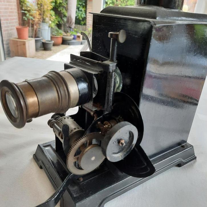 Antieke Filmprojector (toverlantaarn)  Bub/Bing (1890-1900), Audio, Tv en Foto, Diaprojectors, Gebruikt, Ophalen of Verzenden