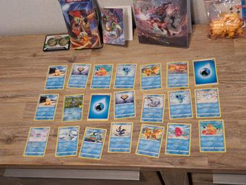 Collectie van 130+ Pokemon kaartjes en andere spullen beschikbaar voor biedingen