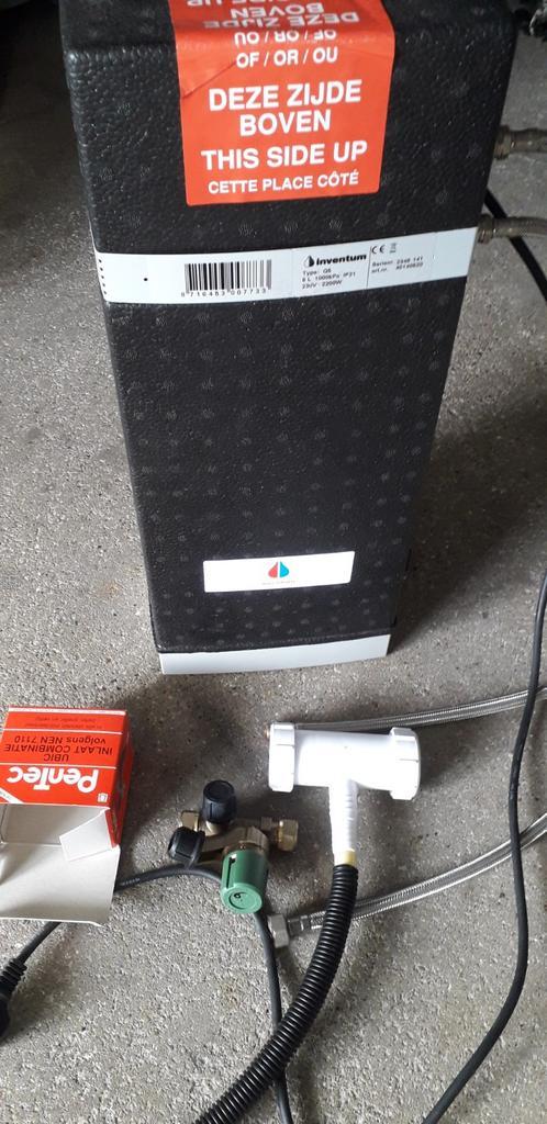 Inventum Plintboiler - Zo goed als nieuw!, Doe-het-zelf en Verbouw, Geisers en Boilers, Zo goed als nieuw, Boiler, Minder dan 20 liter