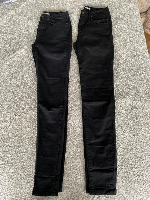 2 zwarte jeans Steps maat 34, Kleding | Dames, Spijkerbroeken en Jeans, Zo goed als nieuw, W27 (confectie 34) of kleiner, Zwart