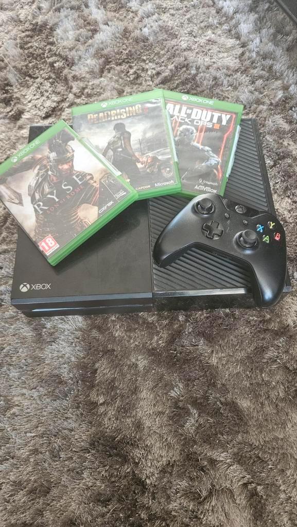 Xbox One 500GB + Controller + Games, Spelcomputers en Games, Spelcomputers | Xbox One, Gebruikt, Xbox One, 500 GB, Met 1 controller