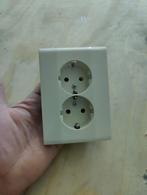 6x Nieuwe Berker Dubbele Stopcontacten, Doe-het-zelf en Verbouw, Ophalen of Verzenden, Nieuw