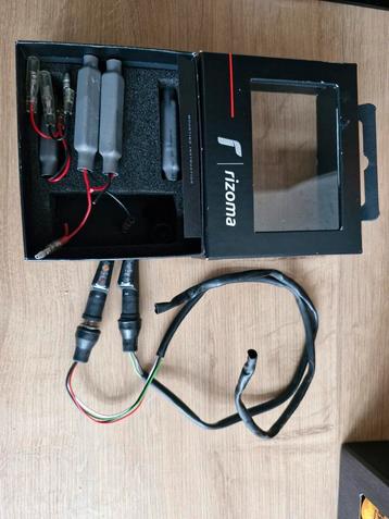 2x RIZOMA Leggera S FR125 Knipperlichten met DRL beschikbaar voor biedingen