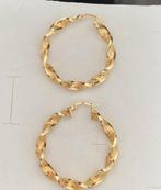 Gouden wokkels - bijna nieuw, Sieraden, Tassen en Uiterlijk, Oorbellen, Ophalen of Verzenden, Zo goed als nieuw, Goud, Knopjes of Stekers