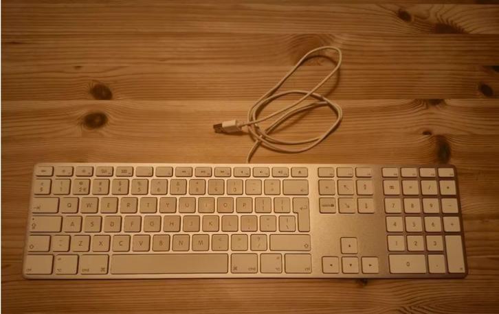 Apple Magic Toetsenbord, Computers en Software, Toetsenborden, Zo goed als nieuw, Overige indelingen, Draadloos, Ophalen of Verzenden