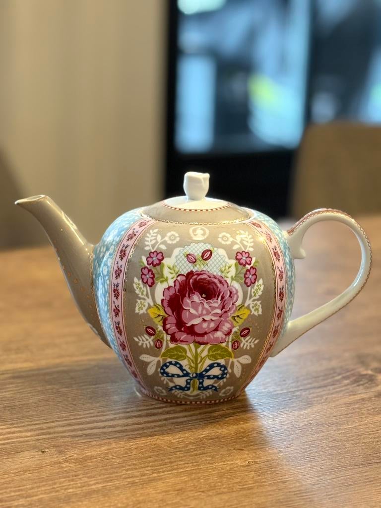 Pip Studio theepot Khaki, Ophalen of Verzenden, Porselein, Overige stijlen, Overige typen