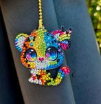 Kleurrijke Kat Hanger met Strass, Overige materialen, Overige kleuren, Nieuw, Ophalen of Verzenden