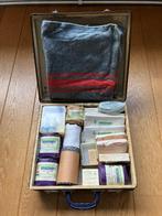 Te koop:Vintage originele EHBO koffer jaren 60, Ophalen of Verzenden, Gebruikt, Hard kunststof, Minder dan 50 cm