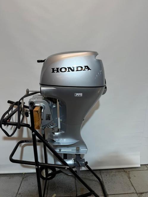 Honda 20 pk 2025 kort elektrische start afstandsbediening, Watersport en Boten, Buiten- en Binnenboordmotoren, Zo goed als nieuw
