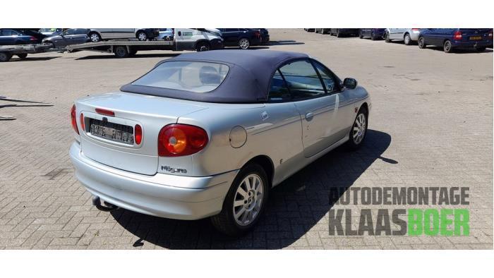 Portier 2Deurs rechts van een Renault Megane, Auto-onderdelen, Carrosserie en Plaatwerk, Deur, Renault, Gebruikt, 6 maanden garantie