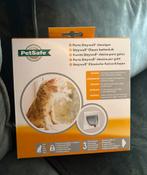 Kattenluik petsafe, Dieren en Toebehoren, Ophalen, Nieuw