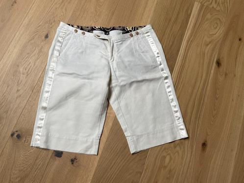 Korte broek Raer maat 30, Kleding | Dames, Broeken en Pantalons, Zo goed als nieuw, Beige, Kort, Ophalen