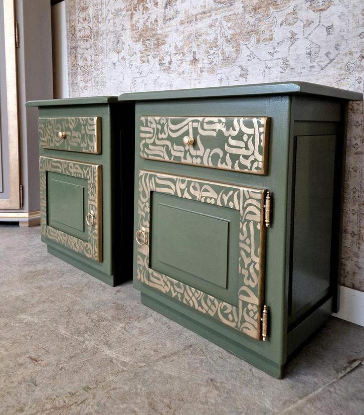 Nachtkastjes set in groen en goud, Antiek en Kunst, Kunst | Schilderijen | Modern, Ophalen