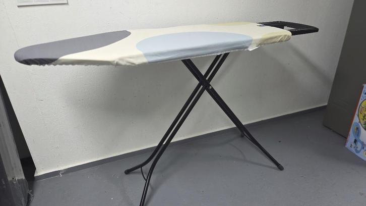 2013-202515: Brabantia Strijkplank  124x45 cm, Witgoed en Apparatuur, Strijkijzers en Strijkplanken, Nieuw, Ophalen