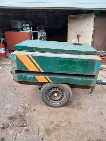 Diesel Compressor mobiele compressor  beschikbaar voor biedingen