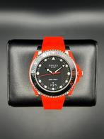 Gucci duik horloge YA136309 met rubberen band, Overige merken, Staal, Polshorloge, Overige materialen